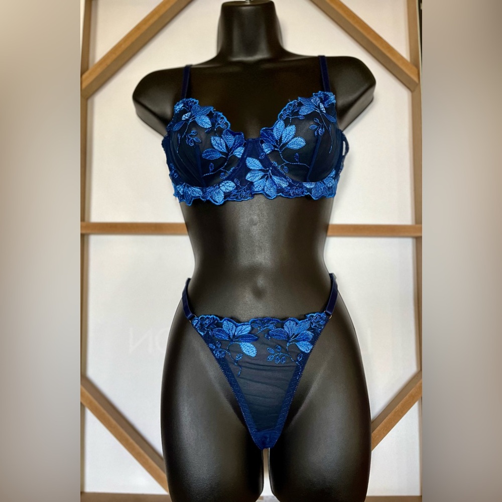 Fashion Nova Blue Lace Floral Lingerie BNWT